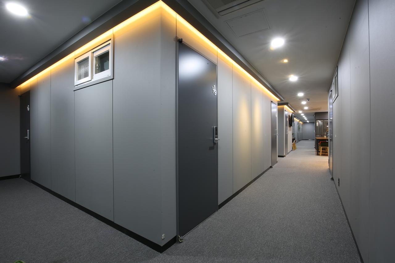 Philstay Myeongdong Сеул Екстериор снимка