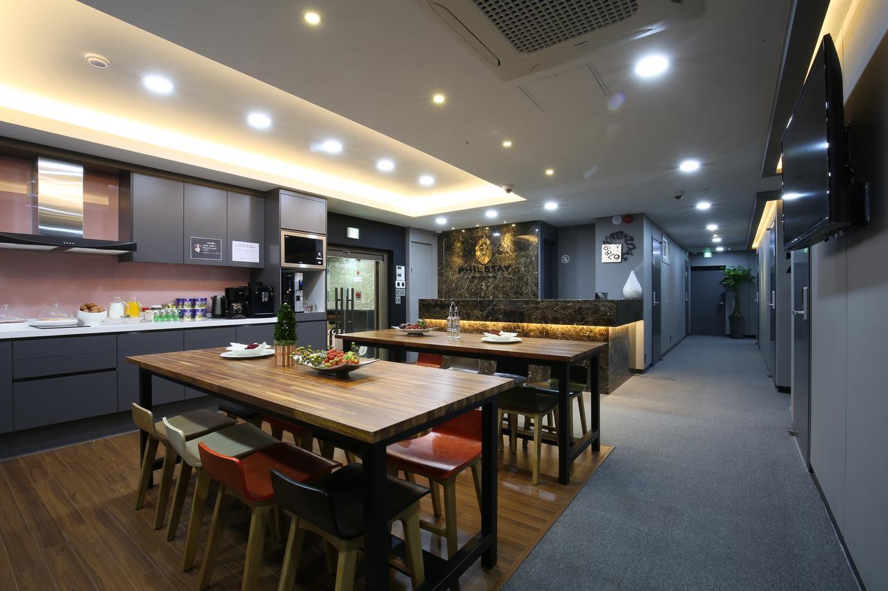 Philstay Myeongdong Сеул Екстериор снимка