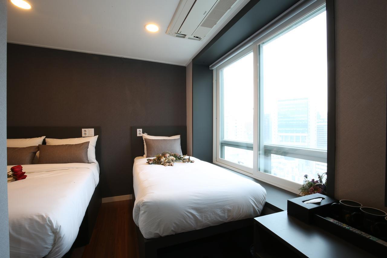 Philstay Myeongdong Сеул Екстериор снимка