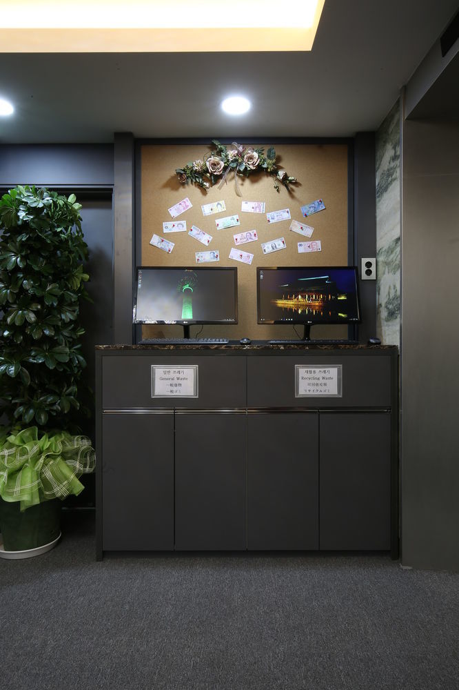 Philstay Myeongdong Сеул Екстериор снимка