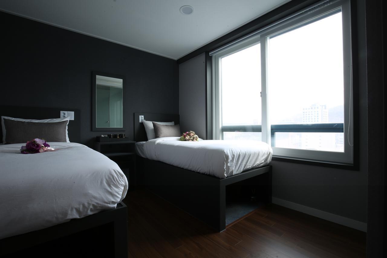 Philstay Myeongdong Сеул Екстериор снимка